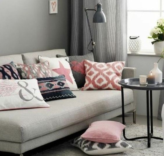 Un sofá gris es todo lo que necesitas este invierno